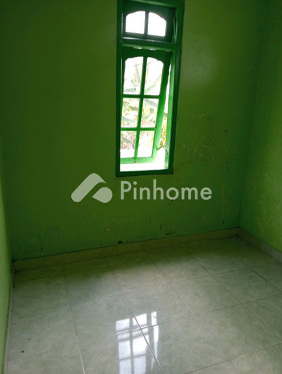 Rumah Nyaman di Pinggir Jalan Rinjani: Kost Pria Mitra Usaha